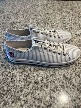 Cubs Keds Pinstripe Canvas Sneakers in White and Navy - Size 8 - Hard to Find!
